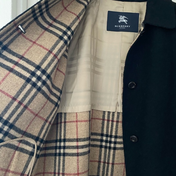 Burberry black cashmere coat with nova check inside - perfect condition 💕 - Picture 6 of 15